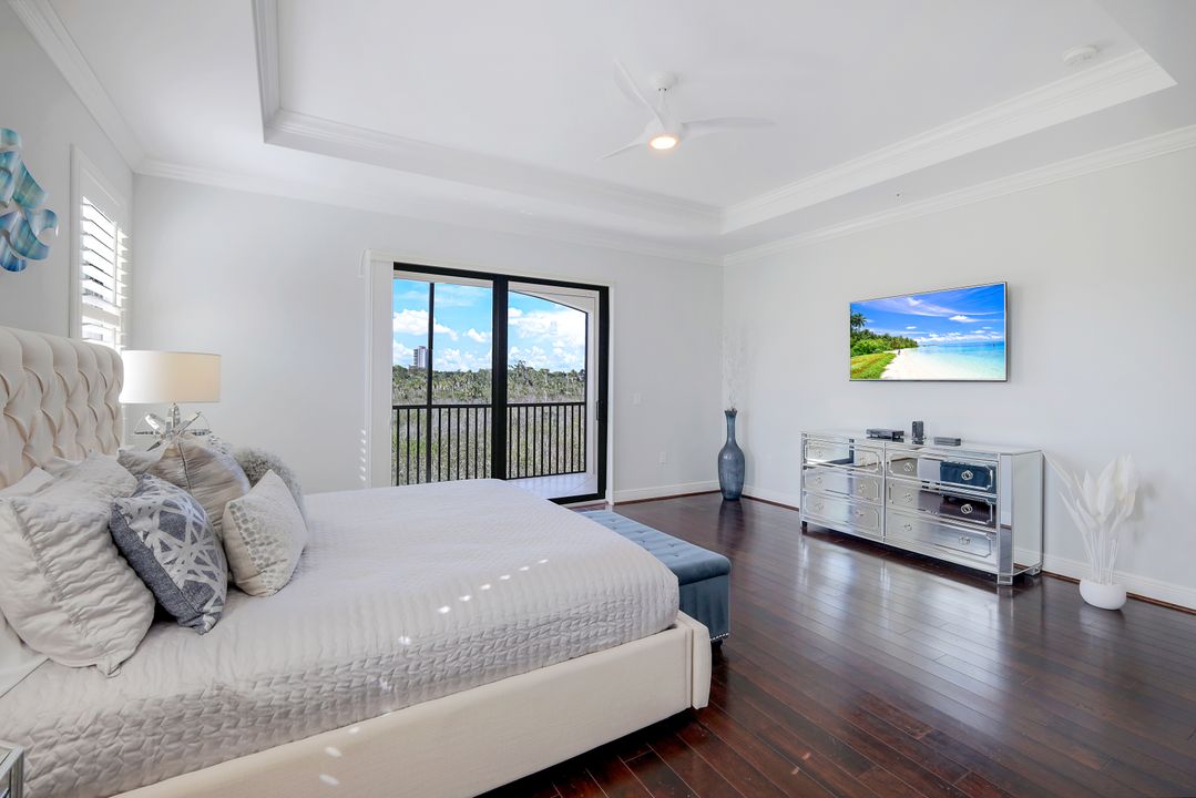 4730 Colony Villas Dr #802, Bonita Springs, FL 34134