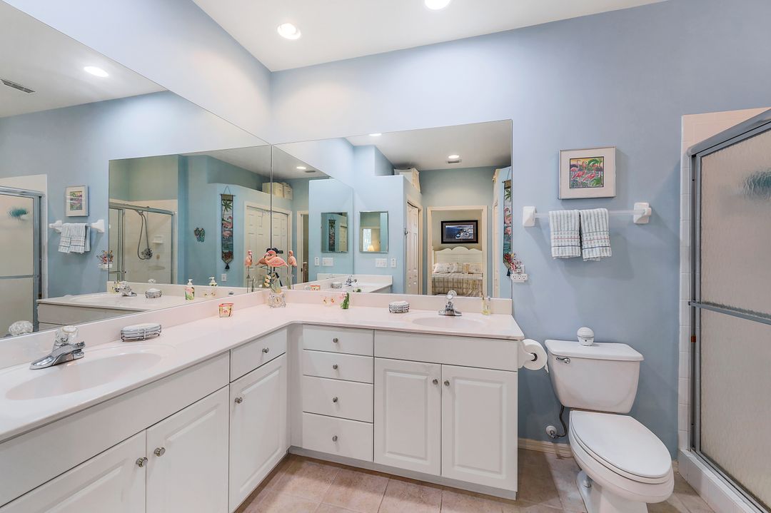 8285 Danbury Blvd #207, Naples, FL 34120