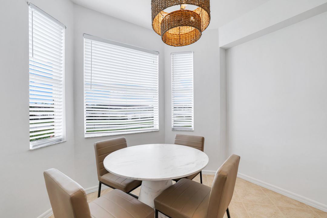 2717 Cypress Trace Cir #2717, Naples, FL 34119