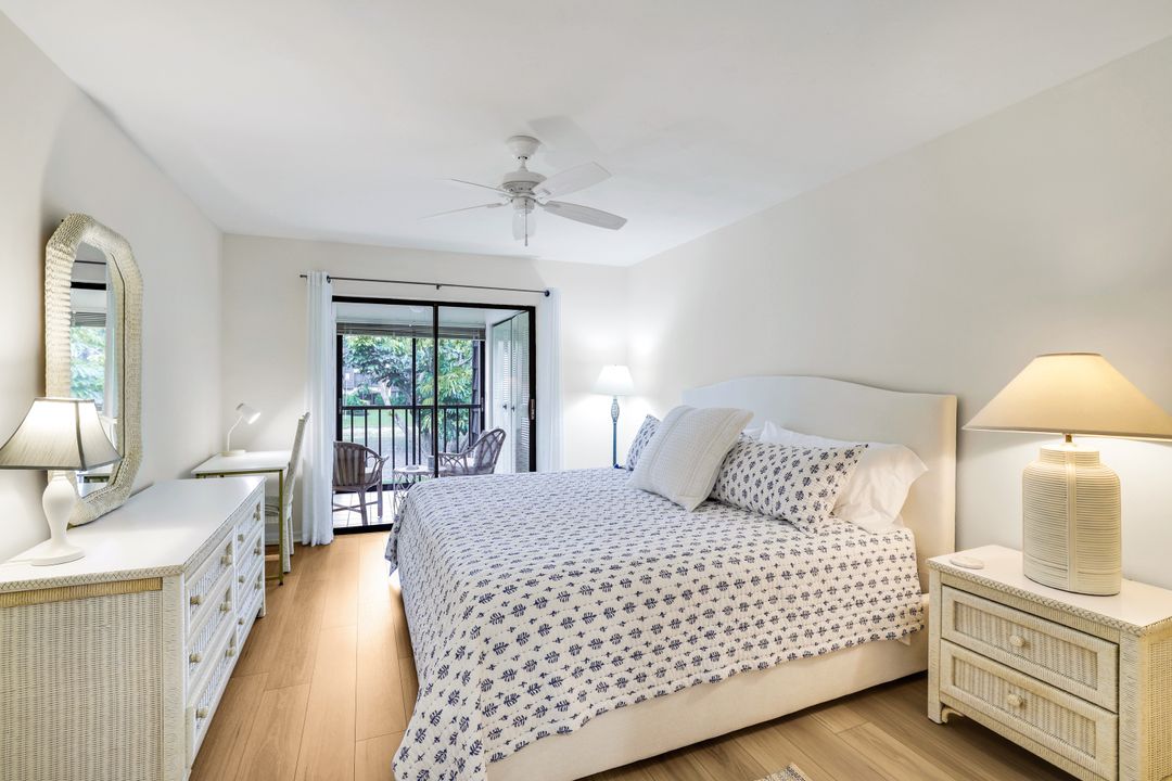 1641 Spoonbill Ln #B, Naples, FL 34105