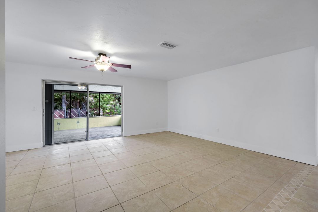 6302 Hofstra Ct W, Fort Myers, FL 33919