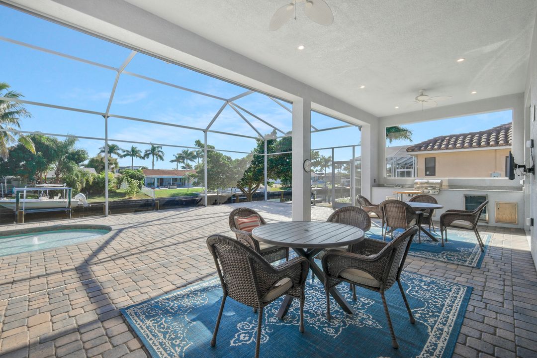 4909 Seville Ct, Cape Coral, FL 33904