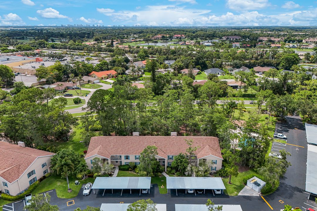 1702 Kings Lake Blvd #102, Naples, FL 34112