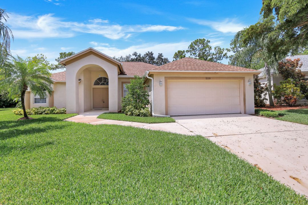 5110 Brixton Ct, Naples, FL 34104