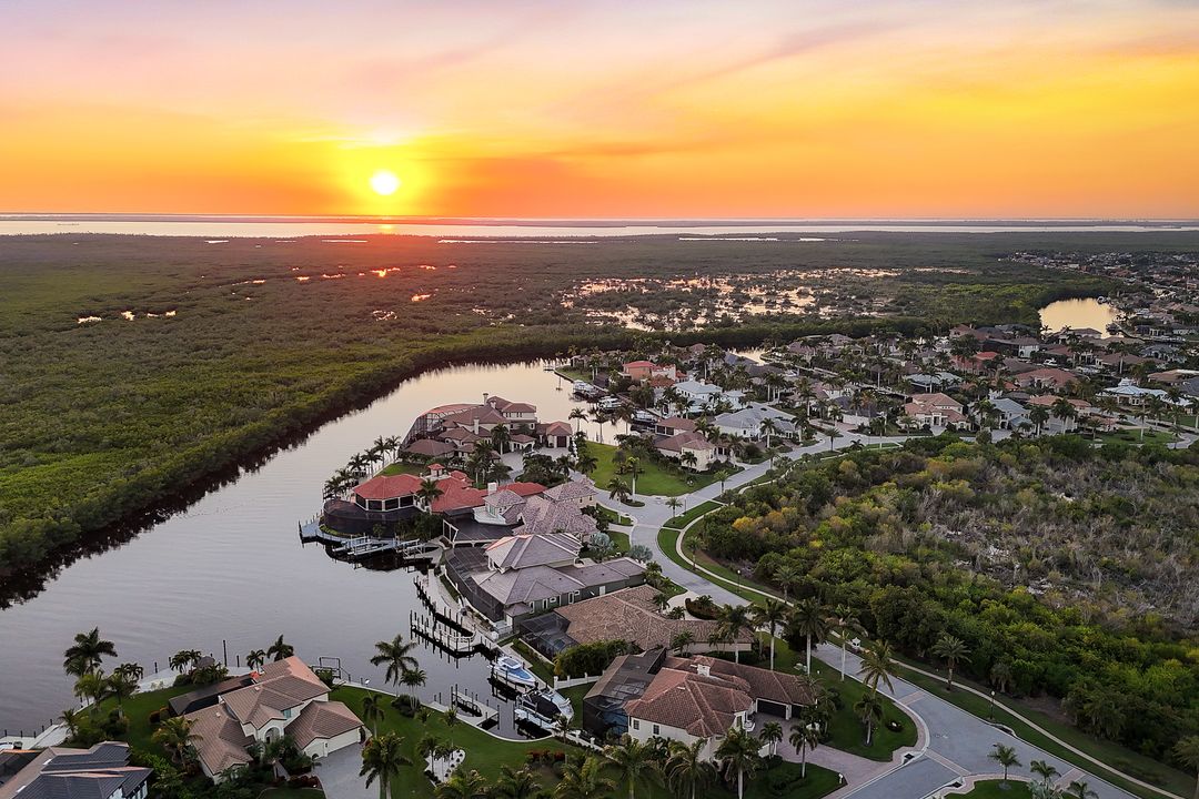 5858 Harbour Preserve Cir, Cape Coral, FL 33914