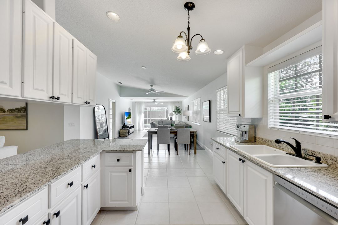 4125 Tabago Ln, Naples, FL 34119