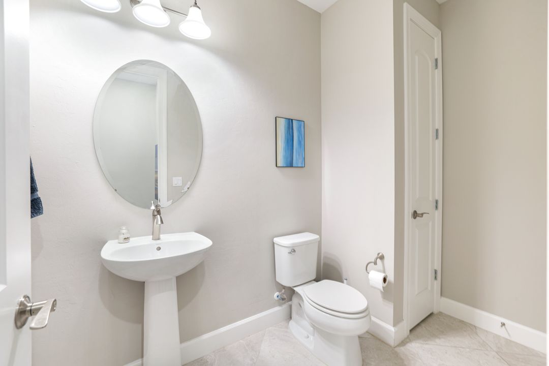 2331 Orchard St, Naples, FL 34120