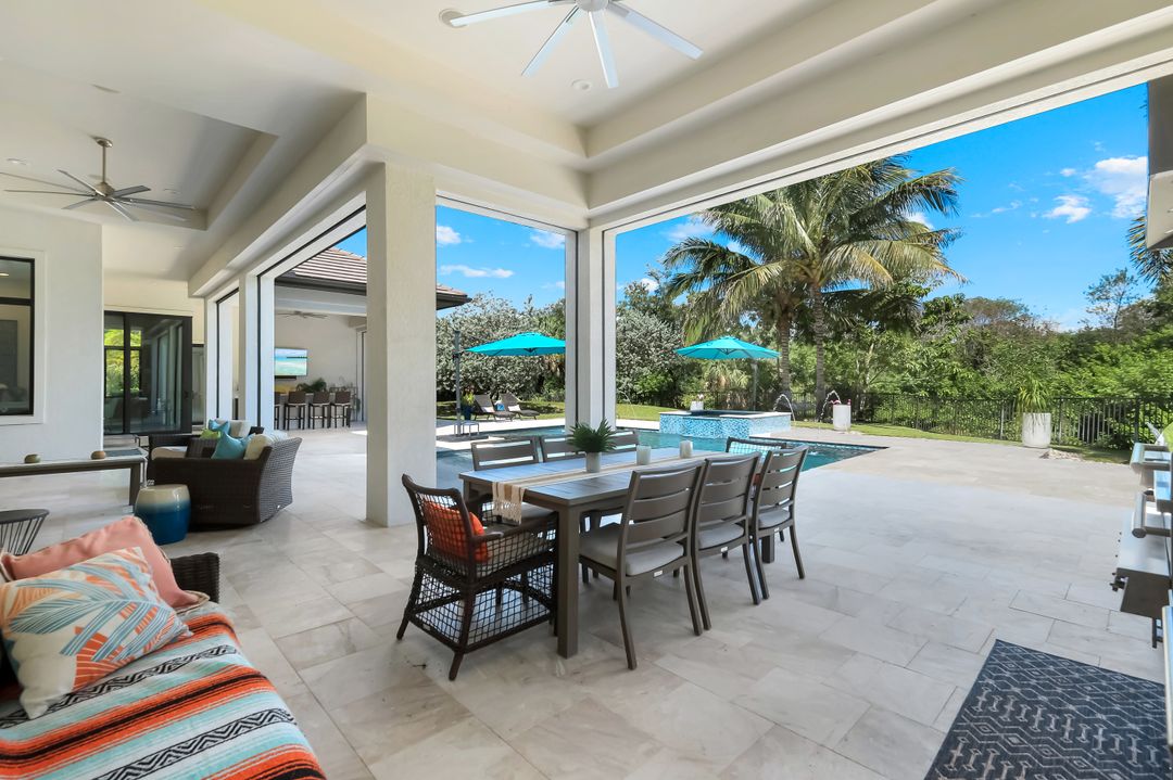 5861 Napa Woods Way, Naples, FL 34116