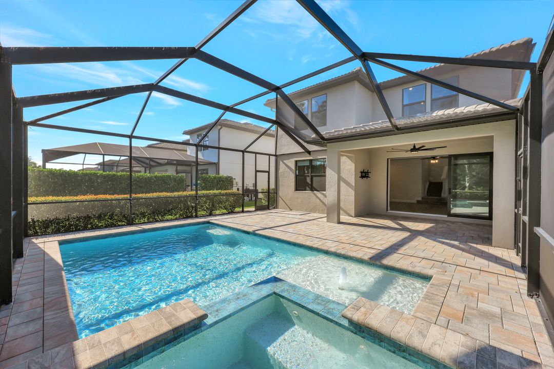 9034 Bexley Dr, Fort Myers, FL 33967