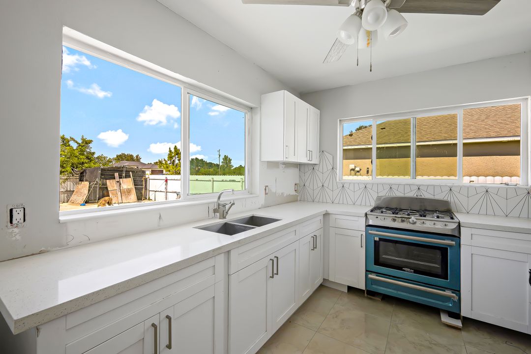 2906 15th St SW, Lehigh Acres, FL 33976