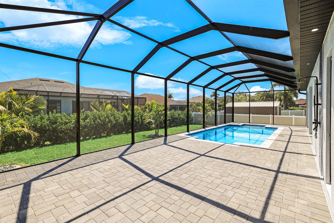 2833 SW 25th Ave, Cape Coral, FL 33914