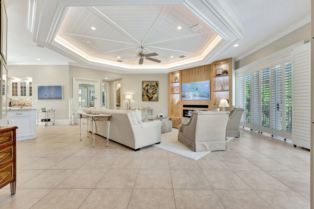 195 S Beach Dr, Marco Island, FL 34145