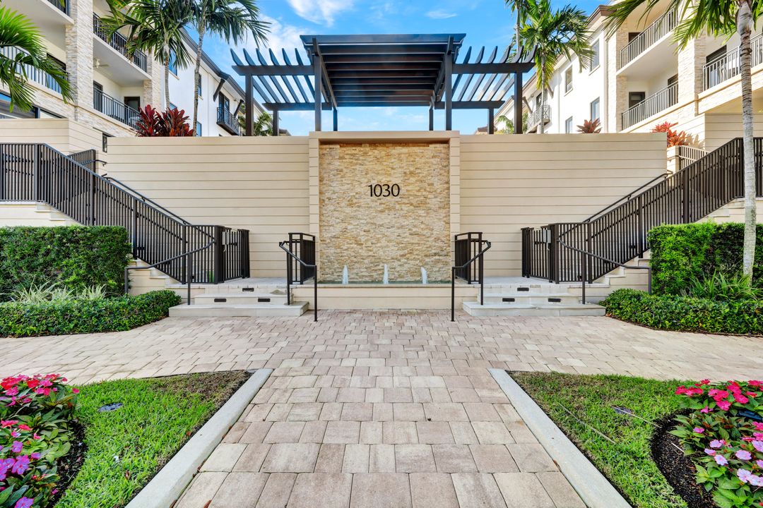 1030 3rd Ave S #419, Naples, FL 34102