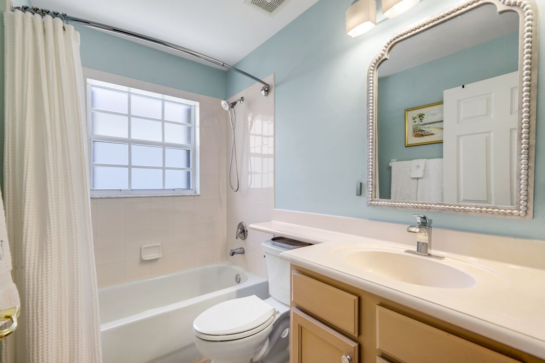 1654 Triangle Palm Terrace, Naples, FL 34119
