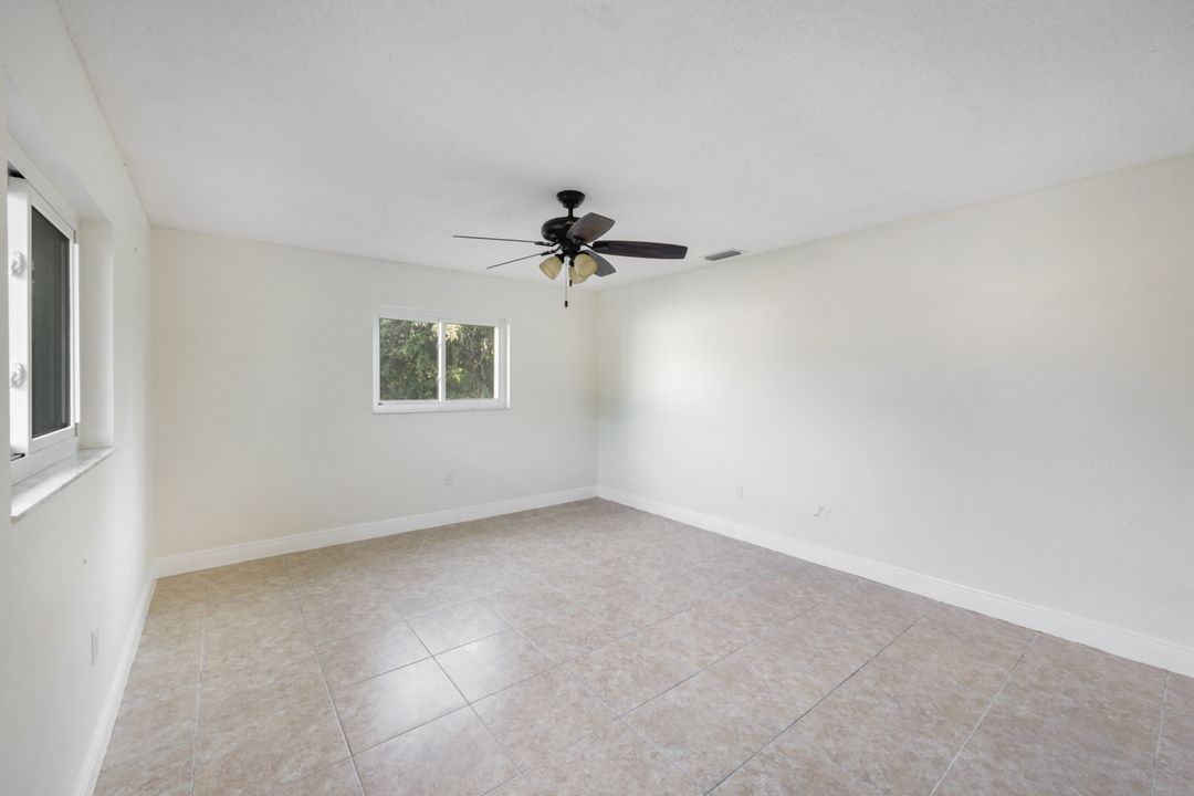 801 McMahon Ave NW, Port Charlotte, FL 33948