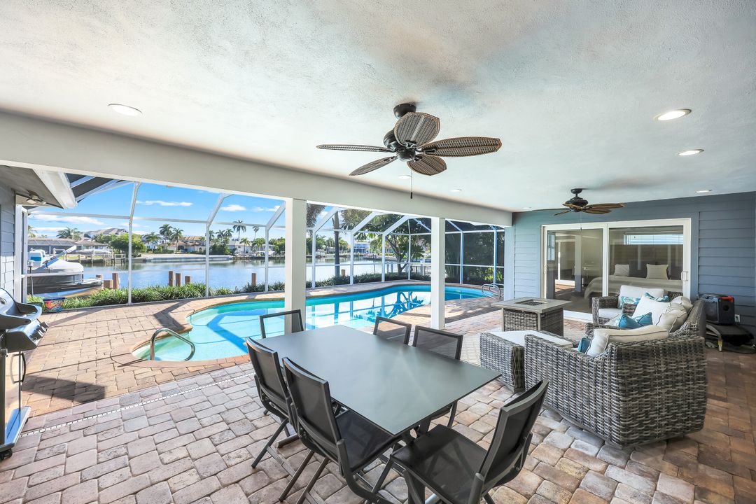 427 Nassau Ct, Marco Island, FL 34145