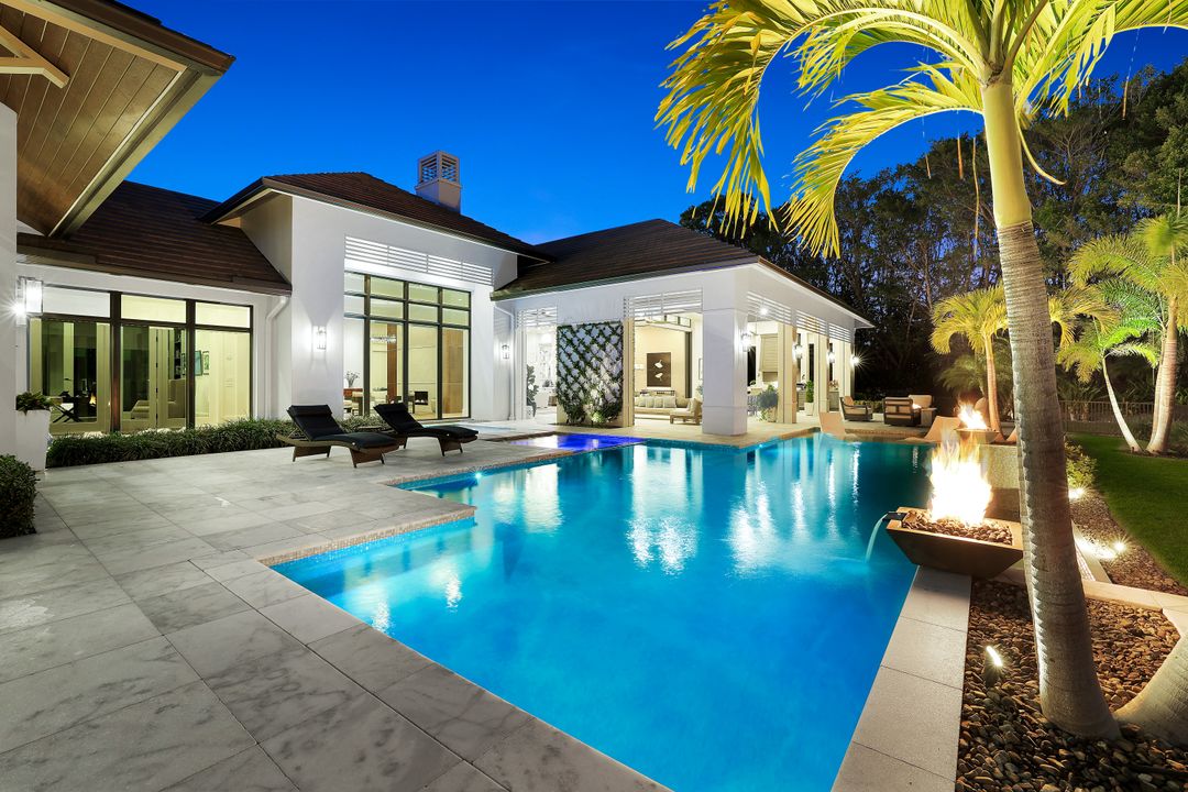 2818 Thistle Way, Naples, FL 34105