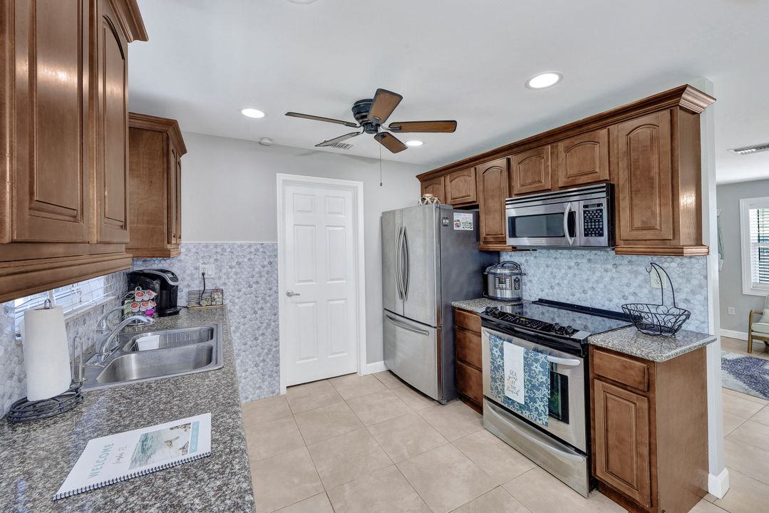 4019 Estey Ave, Naples, FL 34104