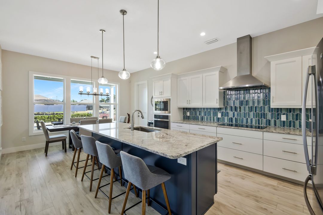 2717 SW 38th St, Cape Coral, FL 33914