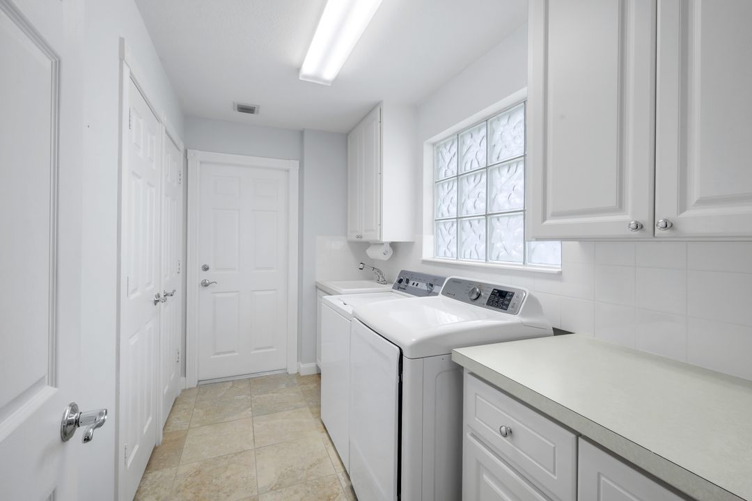 28245 Islet Trail, Bonita Springs, FL 34135