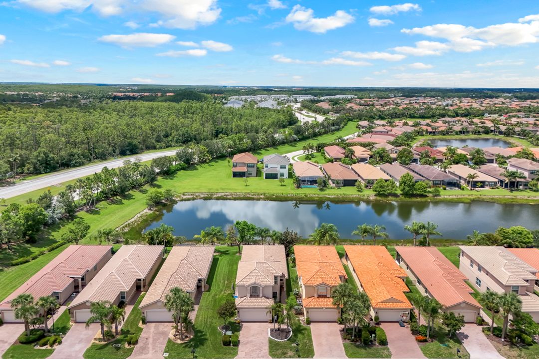 10490 Spruce Pine Ct, Fort Myers, FL 33913