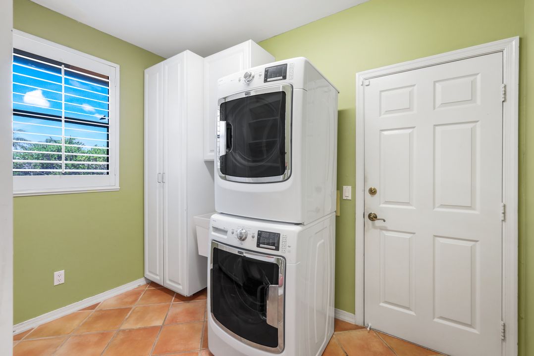 1841 Olds Ct, Marco Island, FL 34145