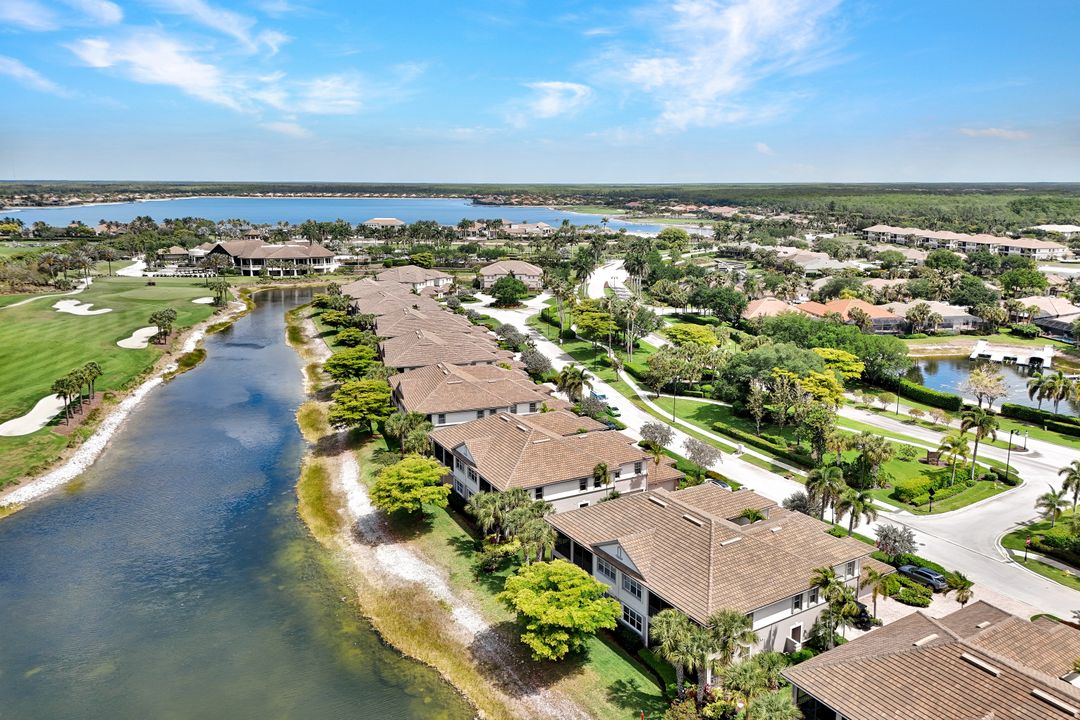 8755 Coastline Ct #202, Naples, FL 34120
