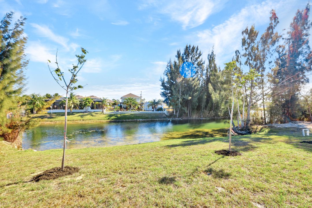 3537 NE 21st Ave, Cape Coral, FL 33909
