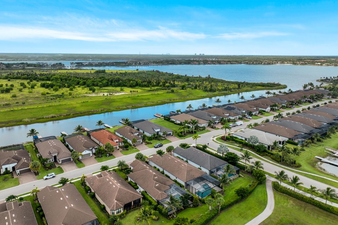 11720 Canal Grande Dr, Fort Myers, FL 33913