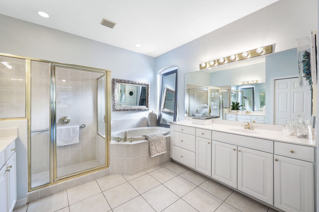 9155 Spanish Moss Way, Bonita Springs, FL 34135