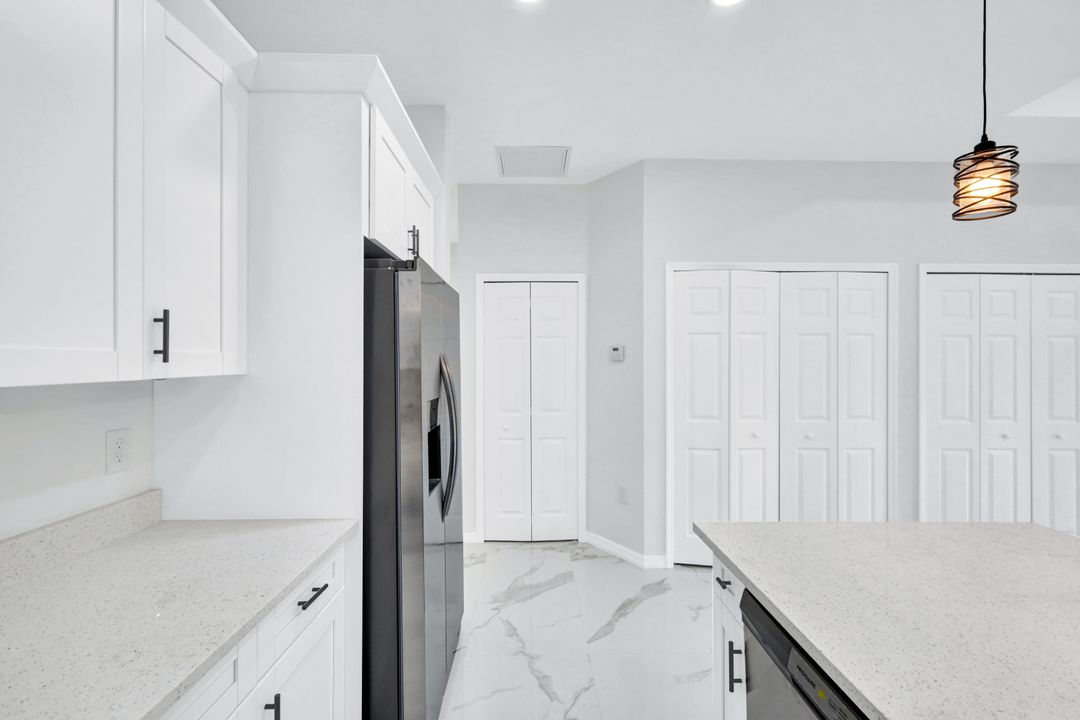 1237 Hillcrest St E, Lehigh Acres, FL 33974