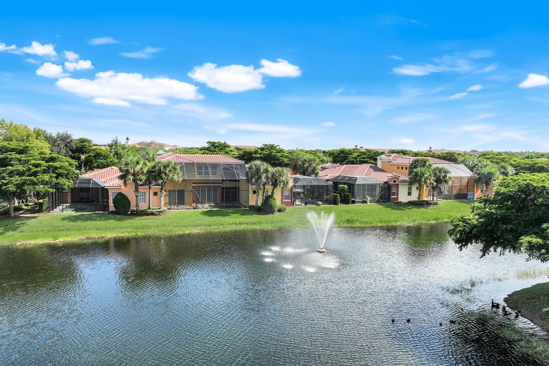 8533 Via Garibaldi Cir #202, Estero, FL 33928