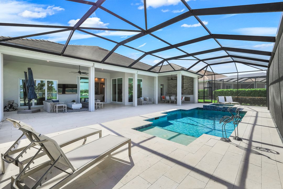 18437 WildBlue Blvd, Fort Myers, FL 33913