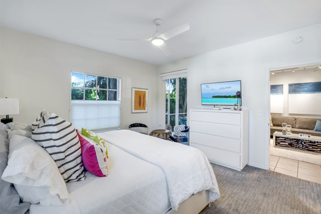 859 Tanbark Dr #101, Naples, FL 34108