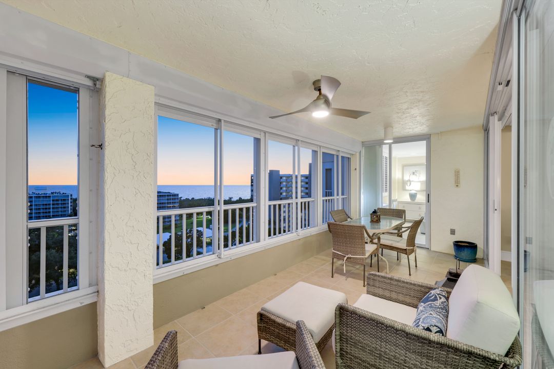 21 Bluebill Ave #1001, Naples, FL 34108