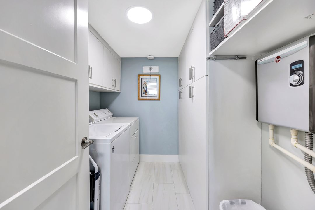 4253 Bay Beach Ln #7E, Fort Myers Beach, FL 33931