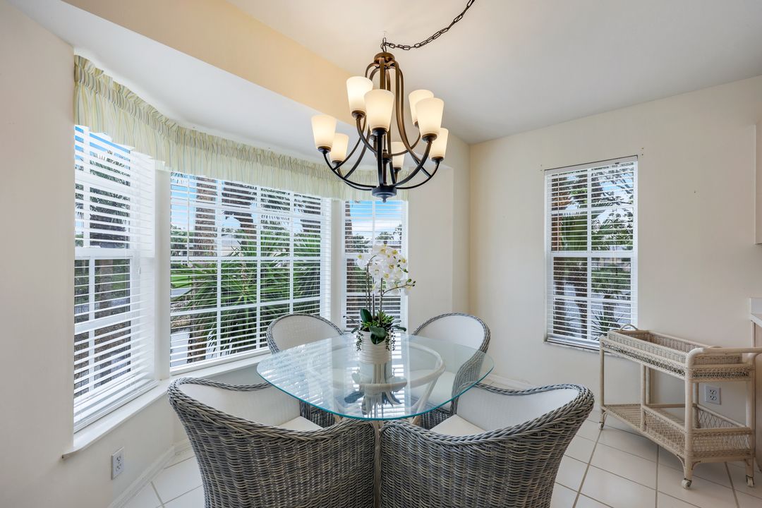 736 Wiggins Lake Dr #201, Naples, FL 34110