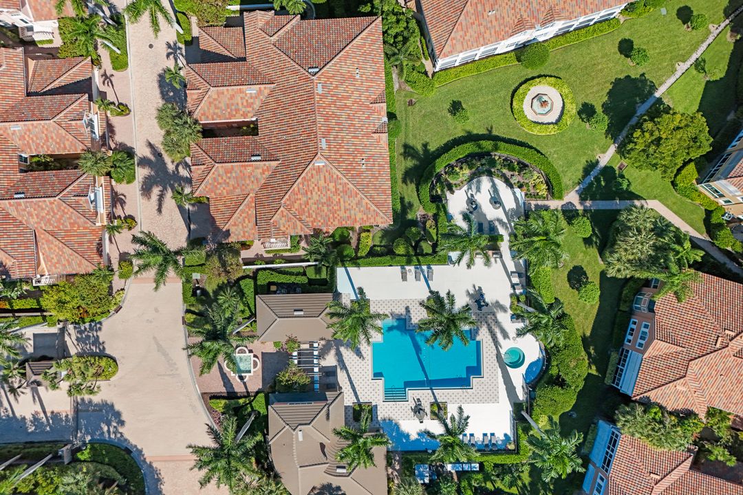 510 Via Veneto #102, Naples, FL 34108