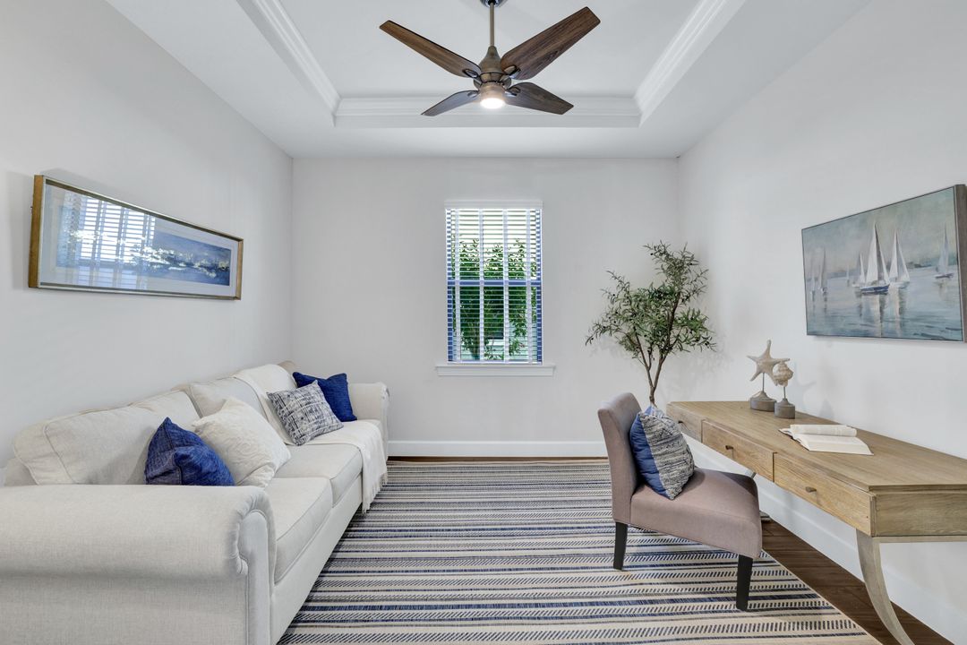 9493 Night Heron Ln, Naples, FL 34120