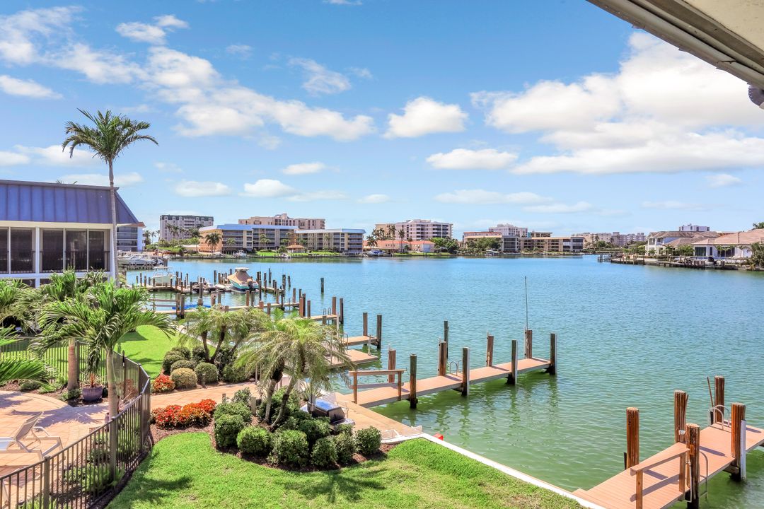 333 Harbour Dr #201, Naples, FL 34103