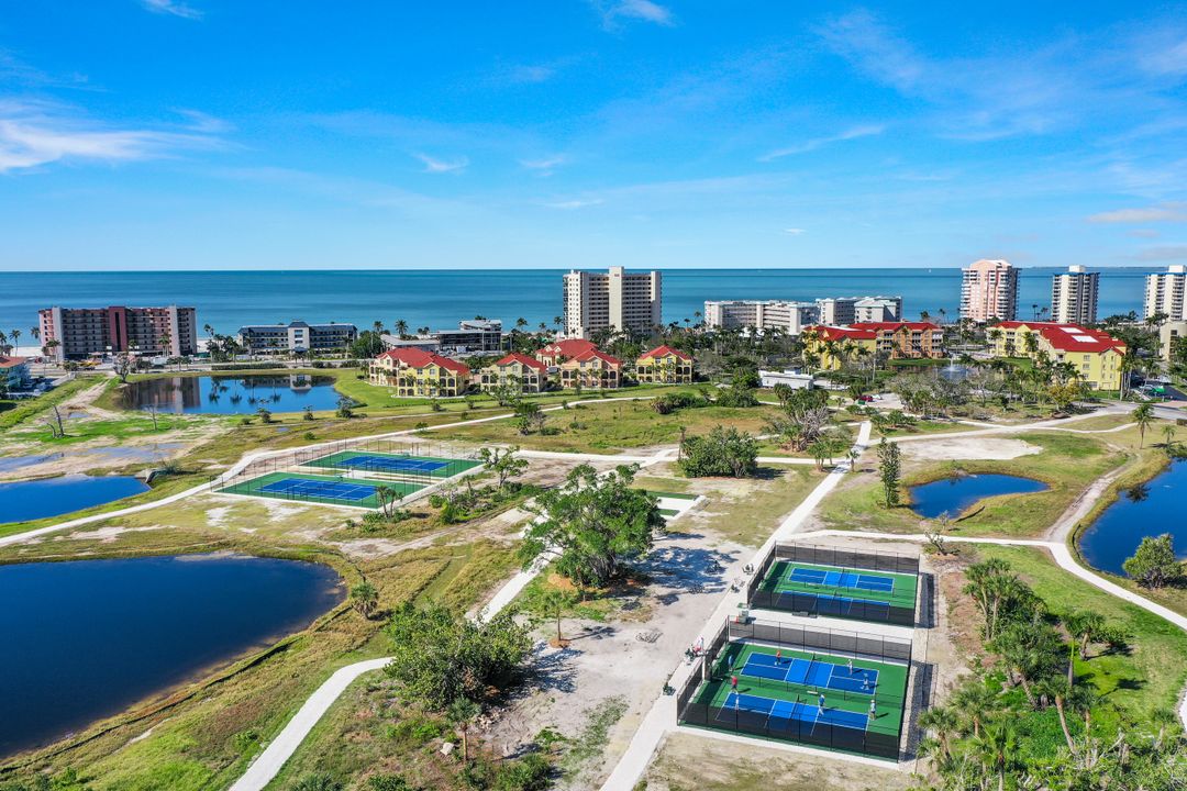 4253 Bay Beach Ln #4F, Fort Myers Beach, FL 33931