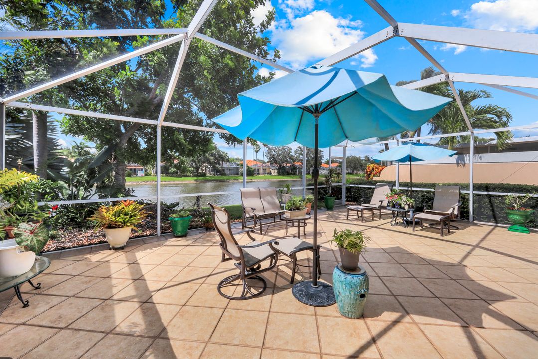 5425 Guadeloupe Way, Naples, FL 34119