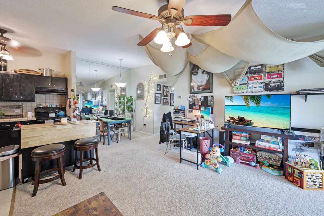 17421 Birchwood Ln #8, Fort Myers, FL 33908