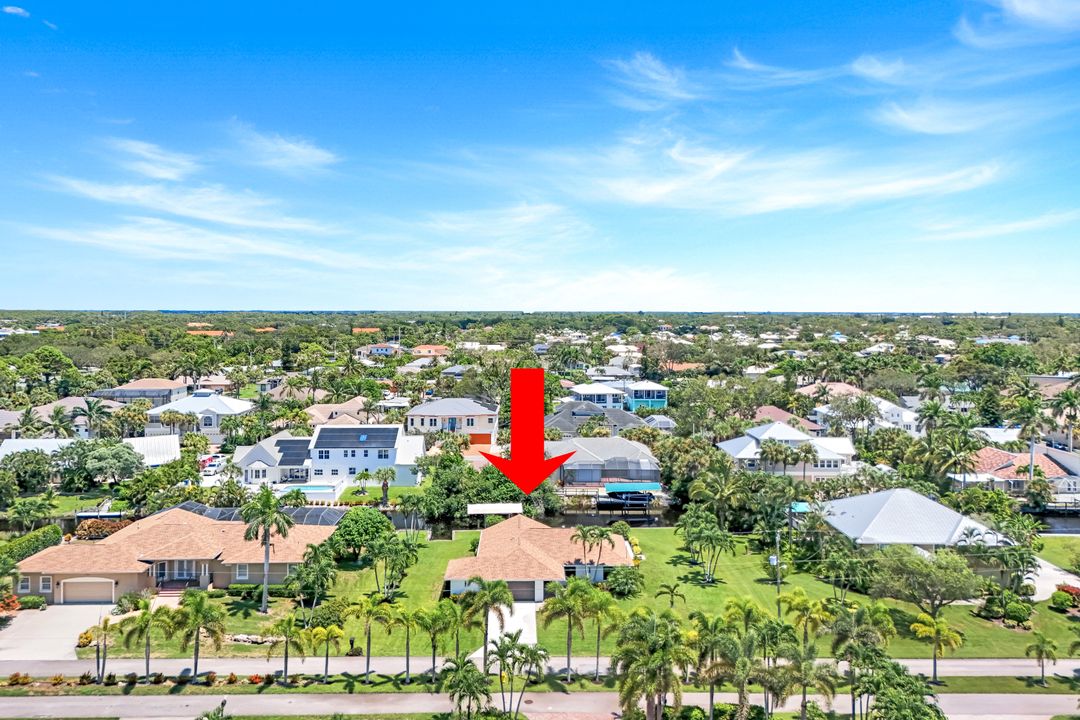 27081 Harbor Dr, Bonita Springs, FL 34135