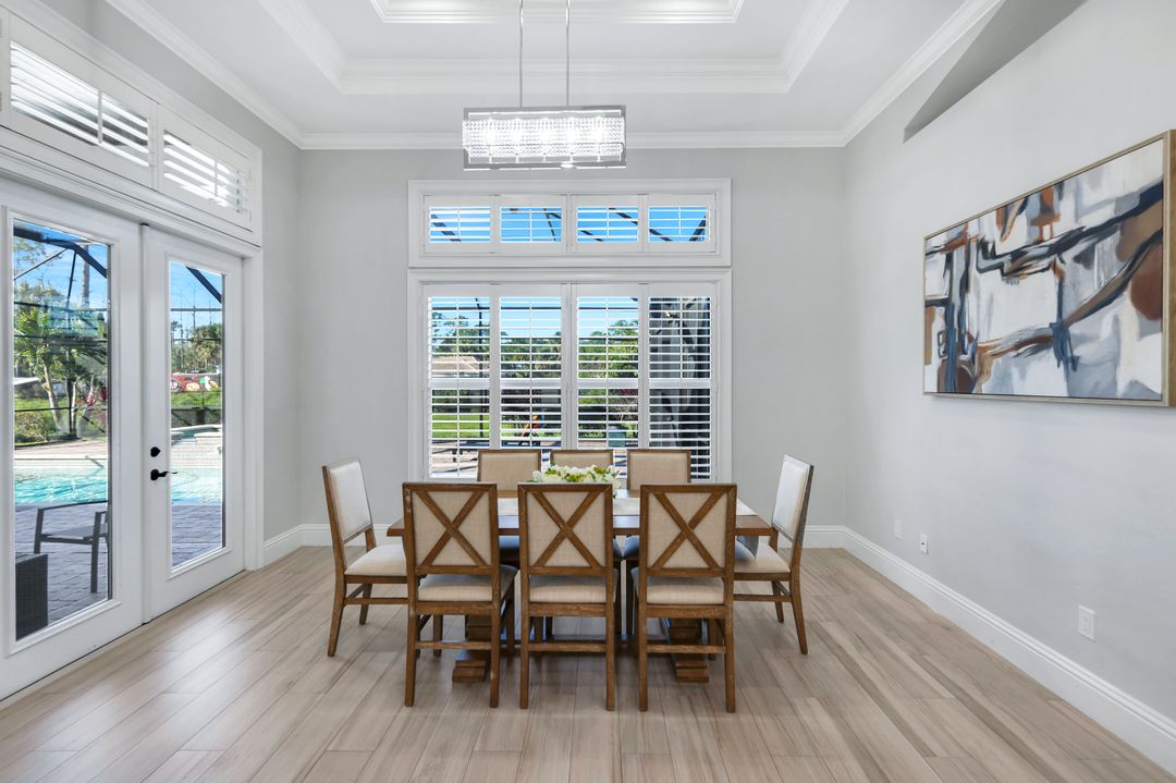 90 22nd Ave NW, Naples, FL 34120