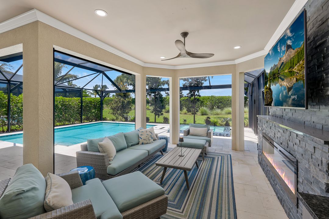 11720 Canal Grande Dr, Fort Myers, FL 33913