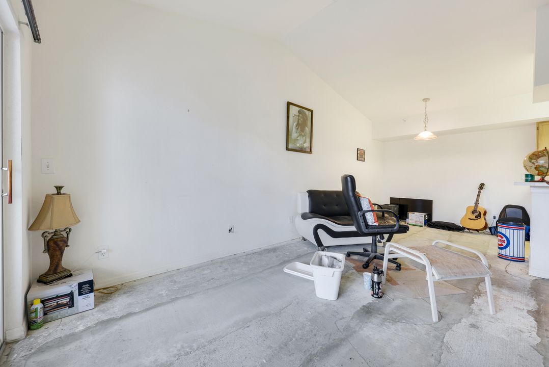 4645 St Croix Ln #1335, Naples, FL 34109