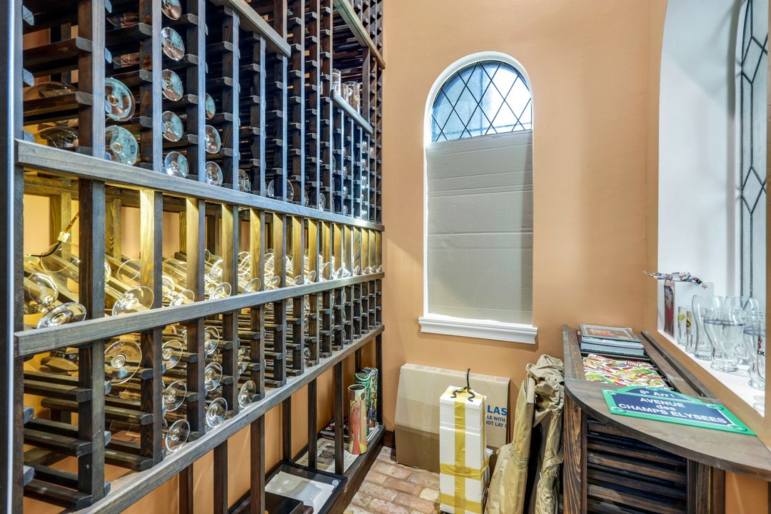 16747 Prato Way, Naples, FL 34110
