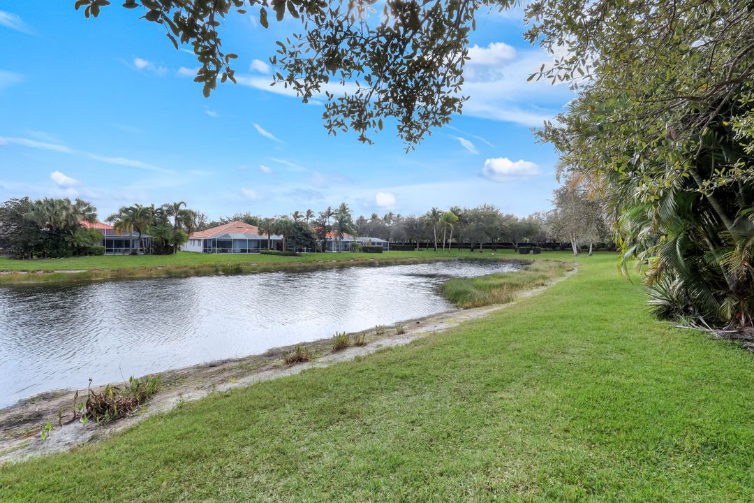 3112 Dominica Way, Naples, FL 34119