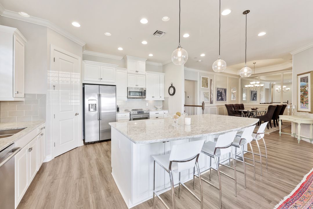 8764 Bellano Ct Unit 204, Naples, FL 34119